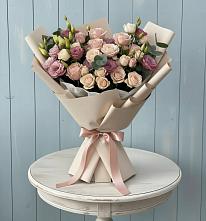 Букет цветов из:  Розы и Лизиантусы в Ильинский Погост