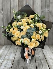 Букет цветов из:  Розы и Лизиантусы #REPLACE_PRED# Ильинский Погост
