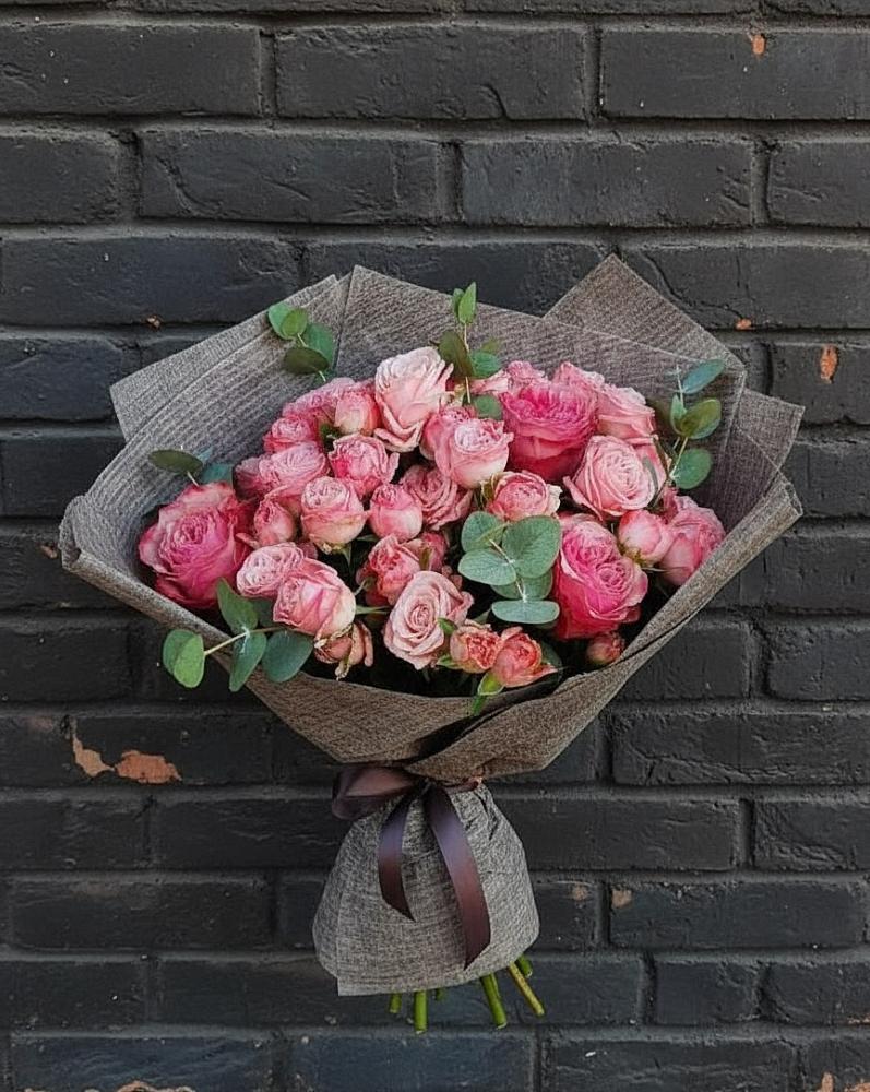 Букет цветов из: Розы в Ильинский Погост