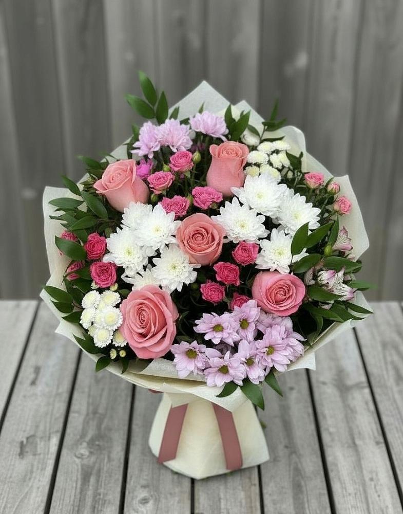 Букет цветов из: Альстромерии, Гвоздики, Розы и Хризантемы в Ильинский Погост