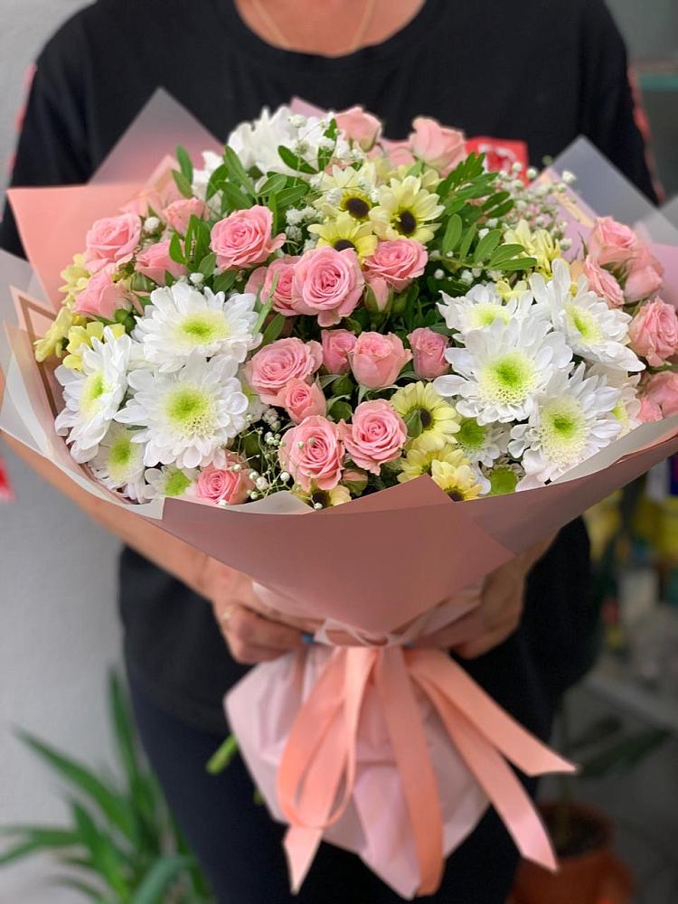 Букет цветов из: Розы и Хризантемы в Ильинский Погост