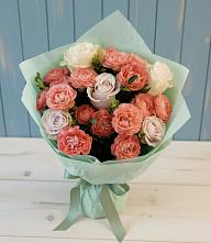 Букет цветов из:  Розы в Ильинский Погост
