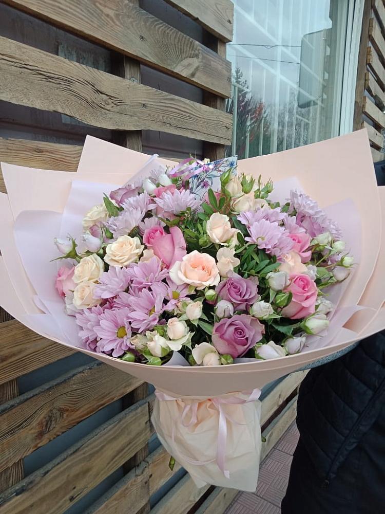 Букет цветов из: Розы и Хризантемы в Ильинский Погост