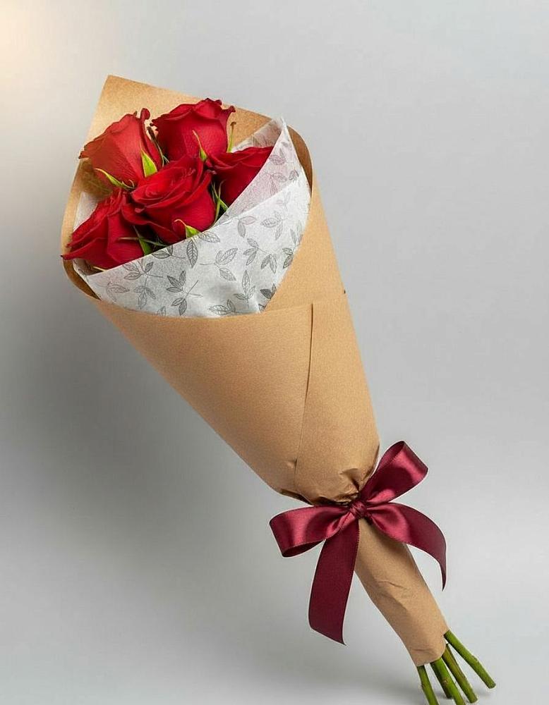 Букет цветов из: Розы в Ильинский Погост