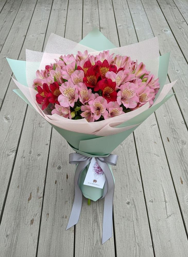 Букет цветов из: Альстромерии в Ильинский Погост