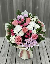 Букет цветов из:  Альстромерии, Гвоздики, Розы и Хризантемы в Ильинский Погост