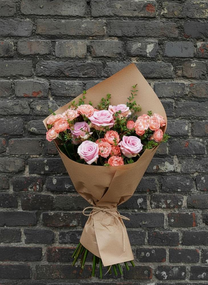 Букет цветов из: Розы в Ильинский Погост