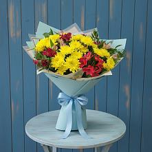 Букет цветов из:  Альстромерии и Хризантемы в Ильинский Погост