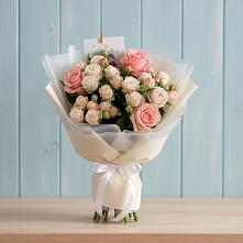 Букет цветов из:  Розы в Ильинский Погост