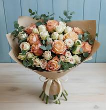 Букет цветов из:  Альстромерии и Розы в Ильинский Погост